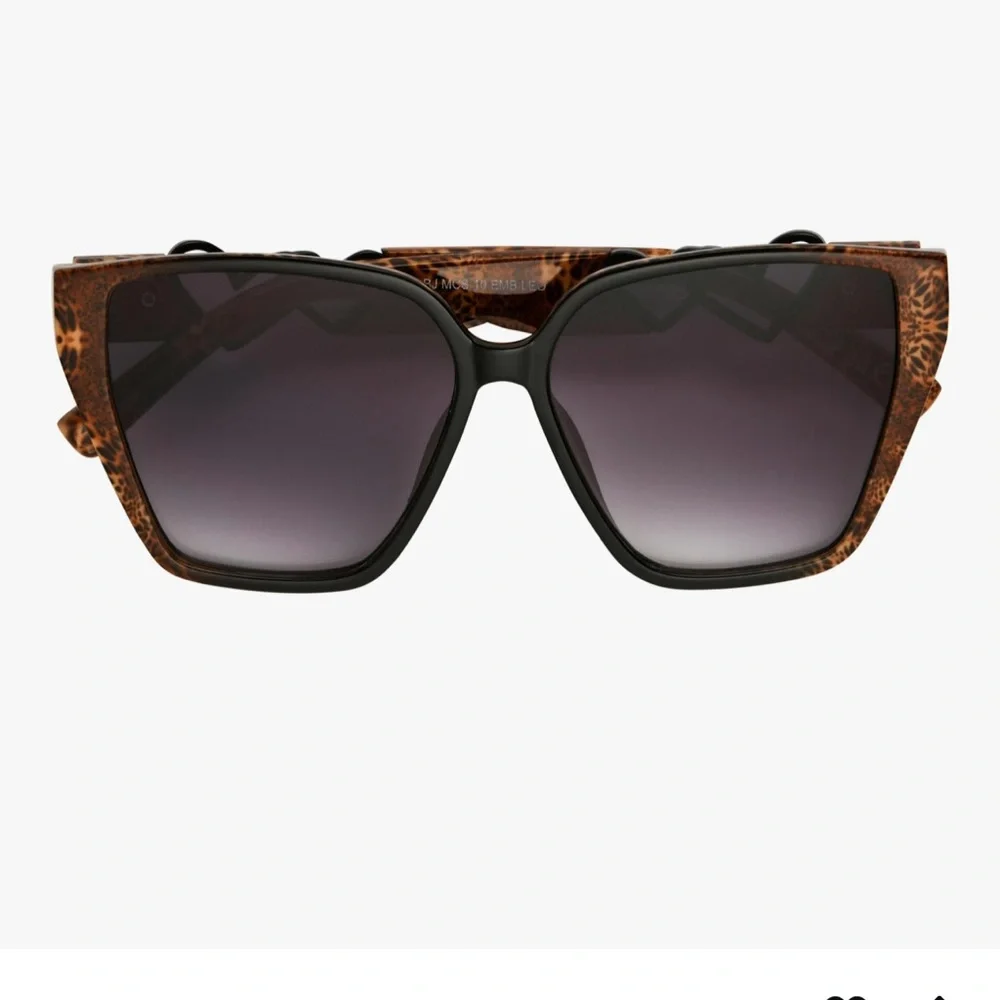 🆕 Betsey Johnson Women's Soul Shine Sunglasses Cateye, Leopard, 58 mm